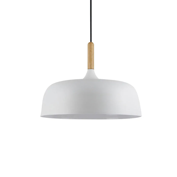 Lampa wisząca LED z kopułowym metalowym kloszem i drewnianym łącznikiem