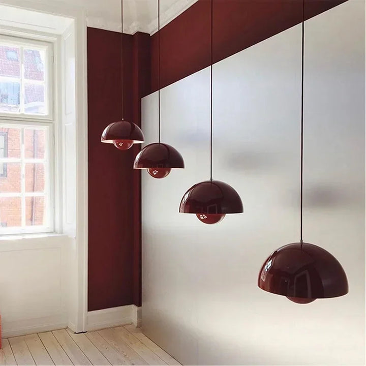 Lampa wisząca LED z kopulastym metalowym kloszem i matowym szklanym kloszem