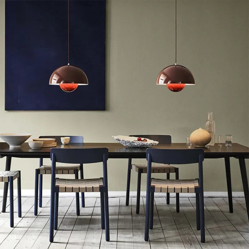 Lampa wisząca LED z kopulastym metalowym kloszem i matowym szklanym kloszem