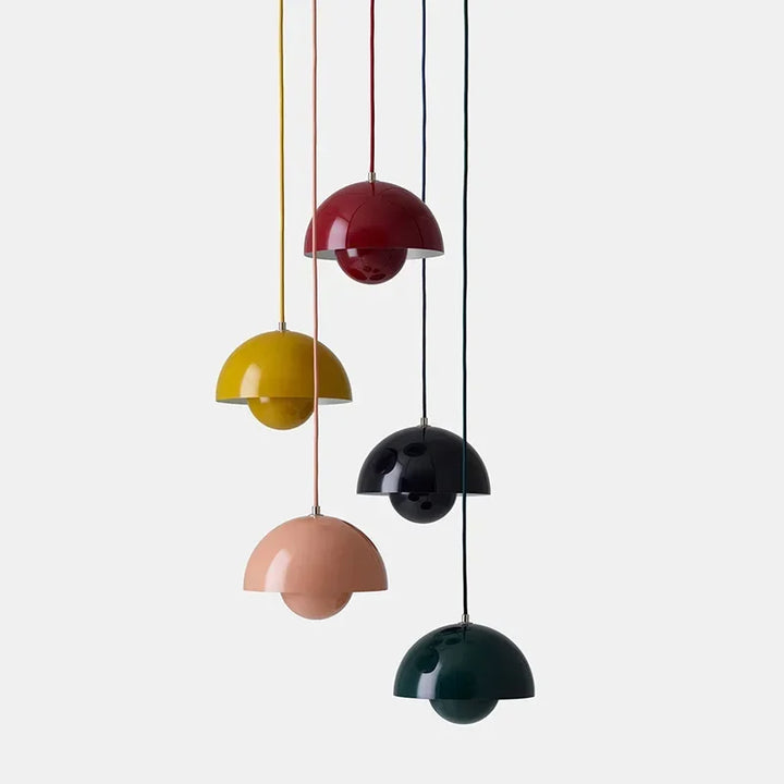 Lampa wisząca LED z kopulastym metalowym kloszem i matowym szklanym kloszem