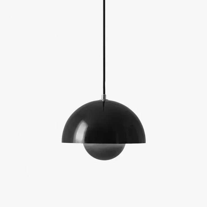Lampa wisząca LED z kopulastym metalowym kloszem i matowym szklanym kloszem