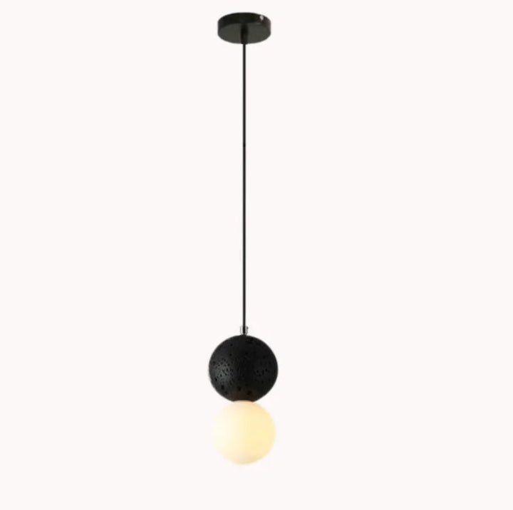 Lampa wisząca LED z kulistym szklanym kloszem