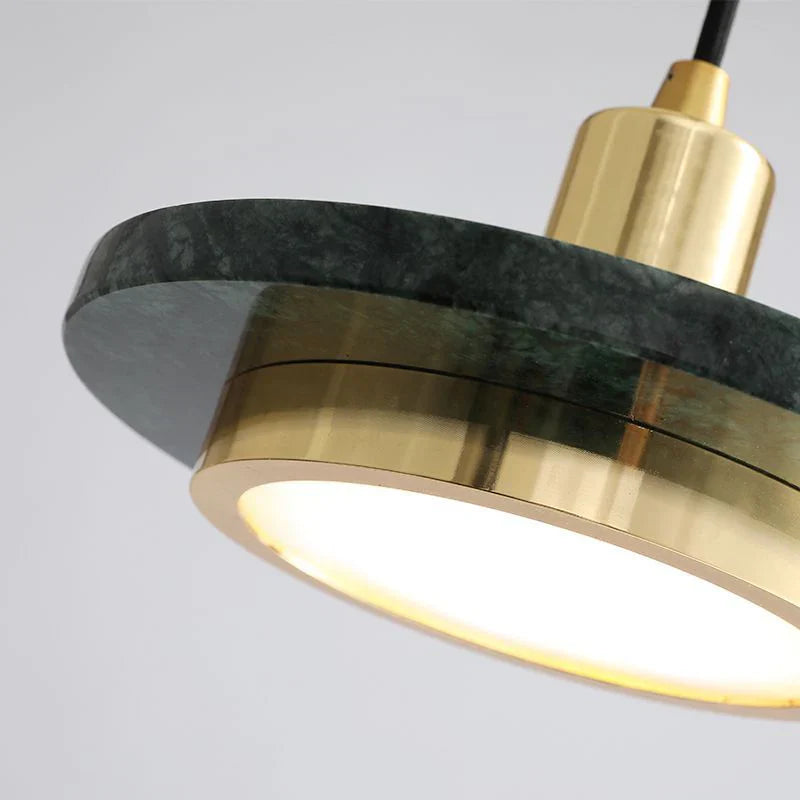 Lampa wisząca LED z marmurowym dyskiem