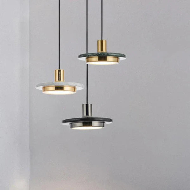 Lampa wisząca LED z marmurowym dyskiem