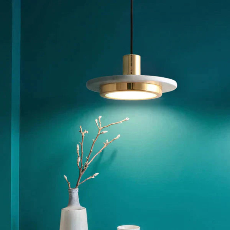 Lampa wisząca LED z marmurowym dyskiem