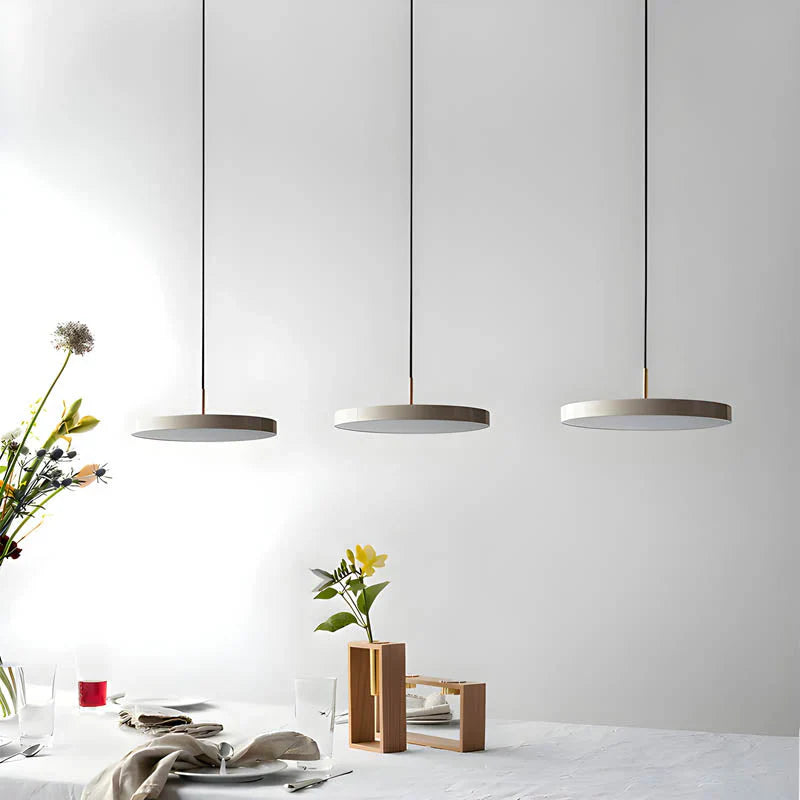 Lampa wisząca LED z płaskim dyskiem