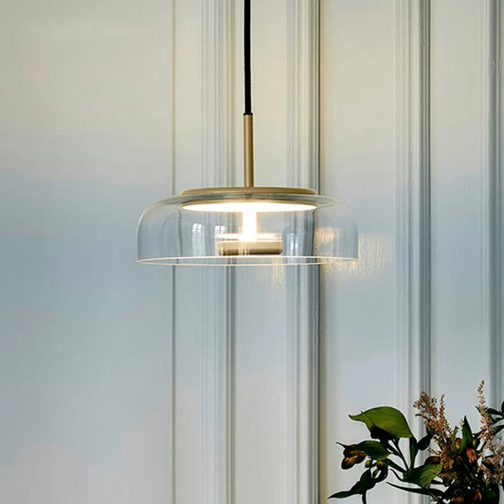 Lampa wisząca LED z płaskim szklanym kloszem przezroczysta kopuła na mosiężnym trzpieniu
