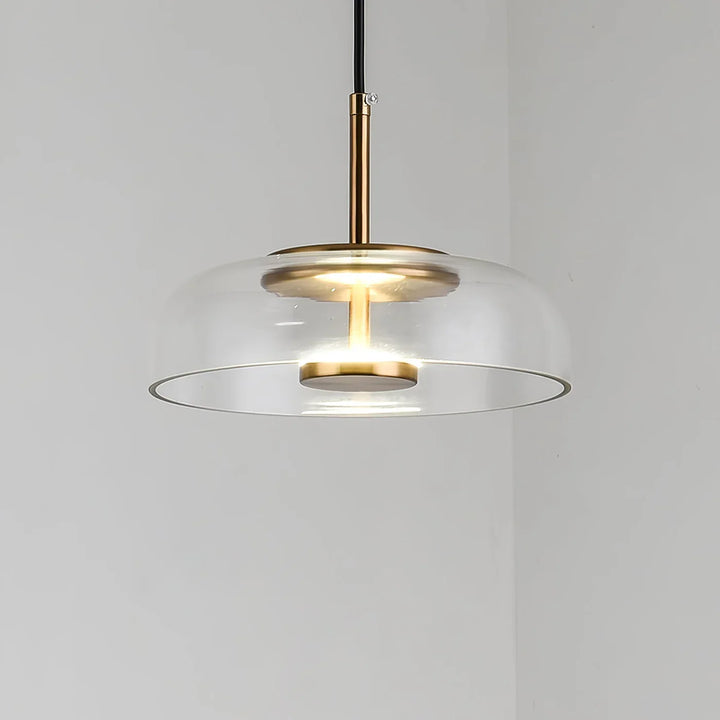 Lampa wisząca LED z płaskim szklanym kloszem przezroczysta kopuła na mosiężnym trzpieniu
