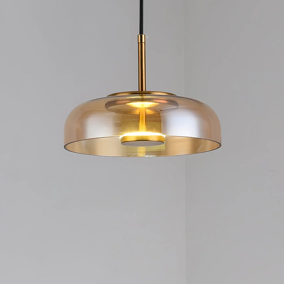 Lampa wisząca LED z płaskim szklanym kloszem przezroczysta kopuła na mosiężnym trzpieniu