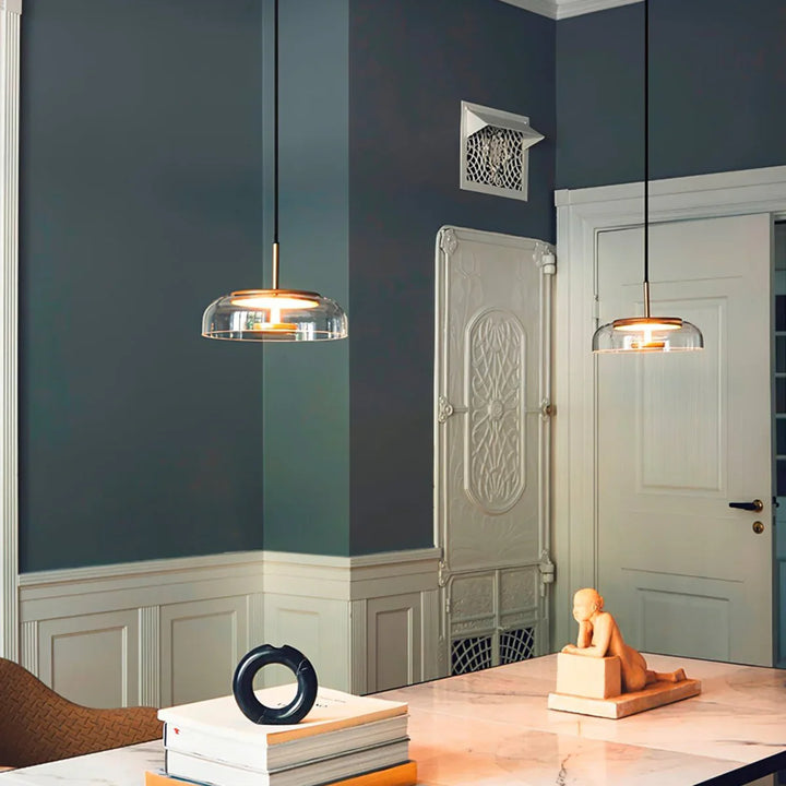 Lampa wisząca LED z płaskim szklanym kloszem przezroczysta kopuła na mosiężnym trzpieniu
