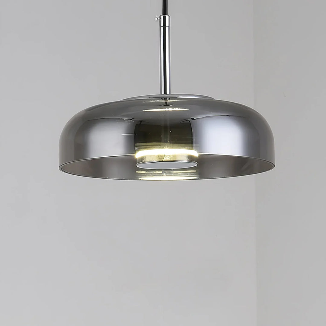 Lampa wisząca LED z płaskim szklanym kloszem przezroczysta kopuła na mosiężnym trzpieniu