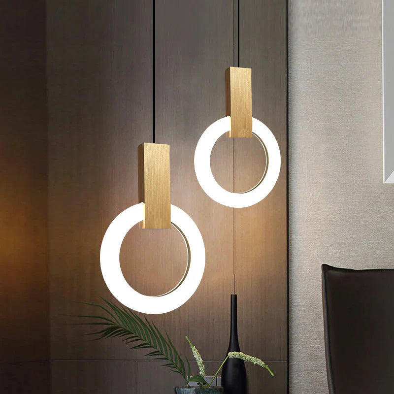 Lampa wisząca LED z pojedynczym pierścieniem świetlnym i prostokątnym łącznikiem