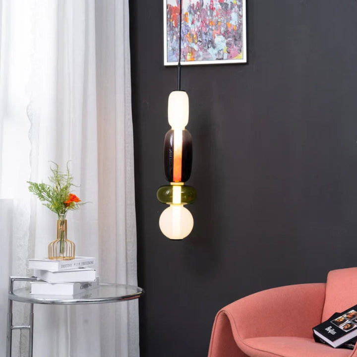 Lampa wisząca LED z rzeźbiarskimi elementami szklanymi