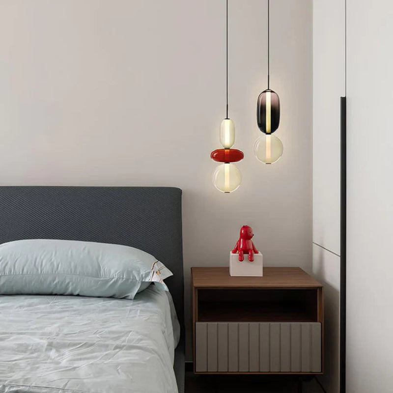 Lampa wisząca LED z rzeźbiarskimi elementami szklanymi