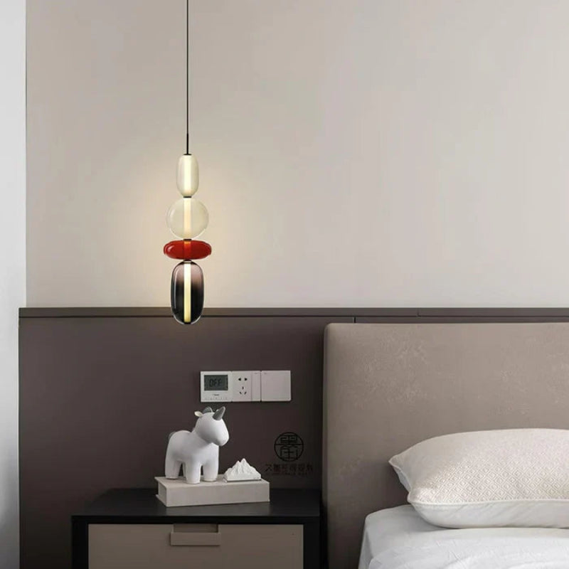 Lampa wisząca LED z rzeźbiarskimi elementami szklanymi