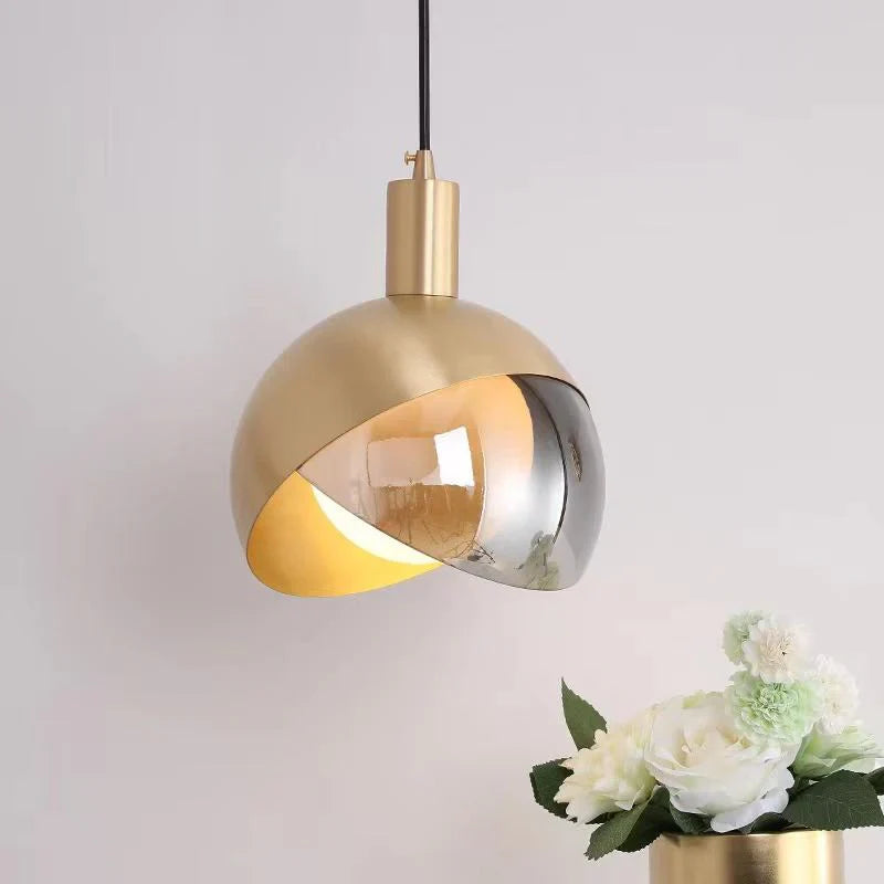 Lampa wisząca kula z kloszem szklanym w kształcie kuli