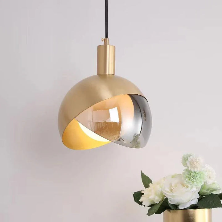 Lampa wisząca kula z kloszem szklanym w kształcie kuli