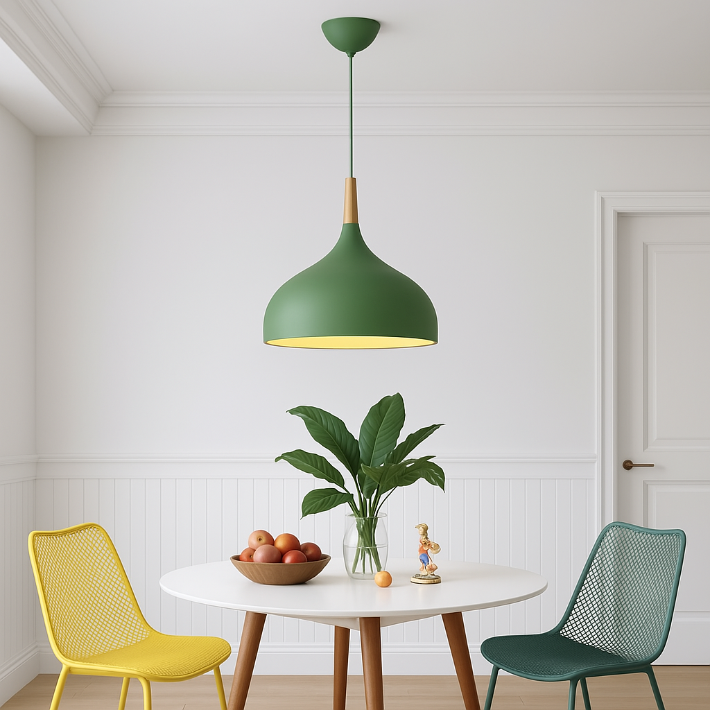 Lampa wisząca metalowy klosz w kształcie kropli z drewnem