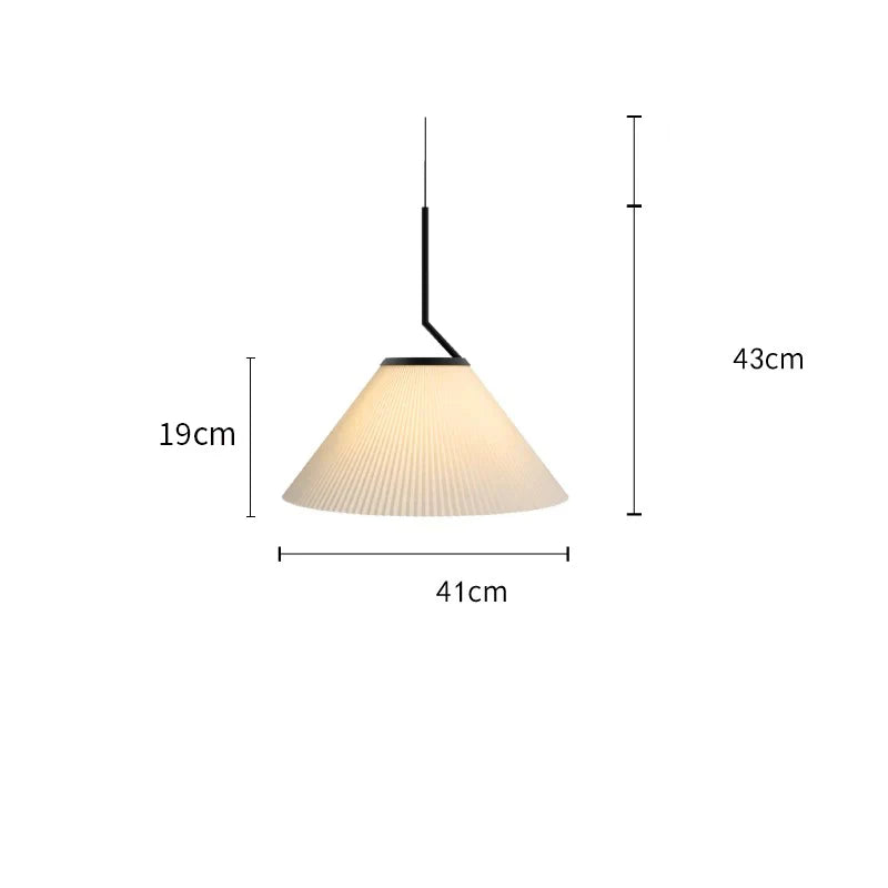 Lampa wisząca na pasku z plisowanymi kloszami