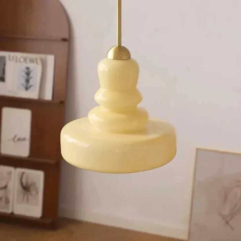 Lampa wisząca szklana z kloszem warstwowym