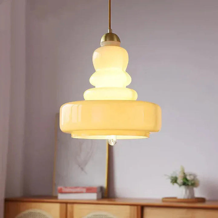 Lampa wisząca szklana z kloszem warstwowym