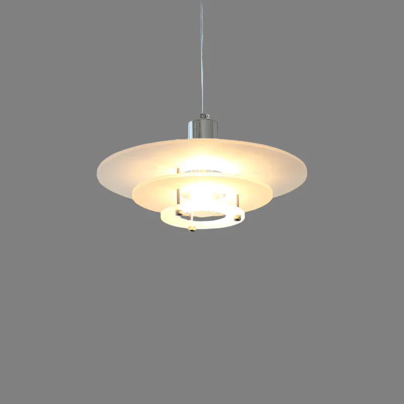 Lampa wisząca w kształcie dysku z pierścieniami akrylowymi