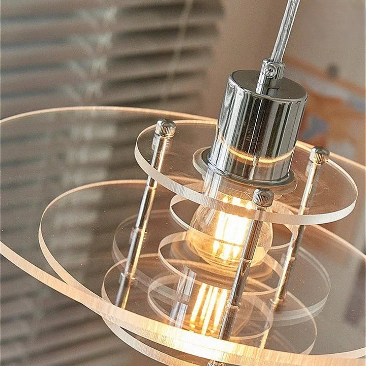 Lampa wisząca w kształcie dysku z pierścieniami akrylowymi