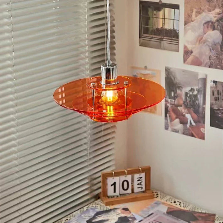 Lampa wisząca w kształcie dysku z pierścieniami akrylowymi