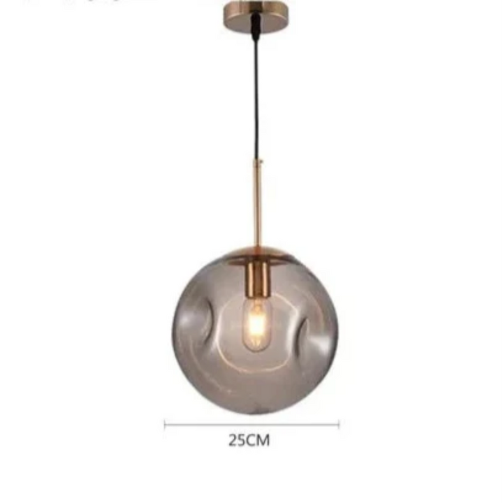 Lampa wisząca w kształcie szklanej kuli z nieregularnie teksturowanym kloszem i żarówką Edisona