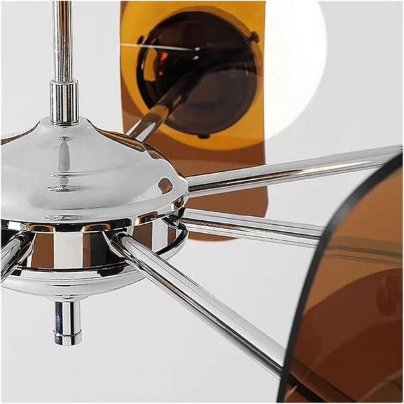 Lampa wisząca w stylu Bauhaus z kulistymi kloszami i dekoracyjnymi panelami z bursztynu