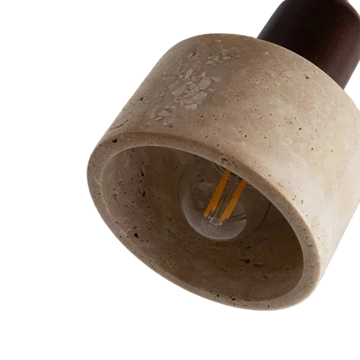 Lampa wisząca wykonana z naturalnego kamienia i drewna