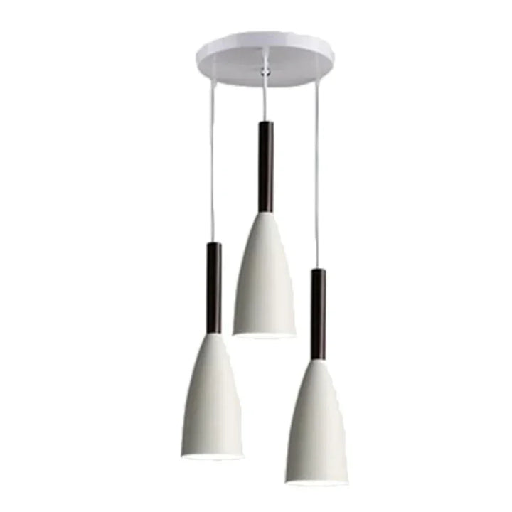 Lampa wisząca z cienkimi kloszami na pasku