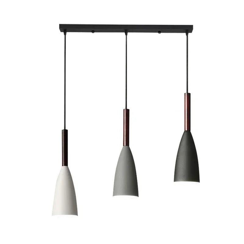 Lampa wisząca z cienkimi kloszami na pasku