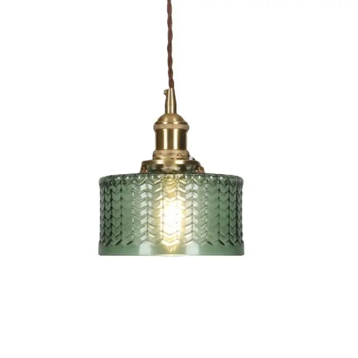 Lampa wisząca z cylindrycznym kloszem ze szkła ryflowanego i mosiężną oprawą