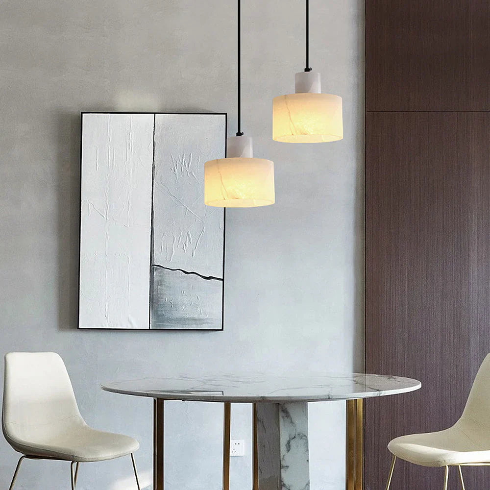 Lampa wisząca z kamiennym kloszem