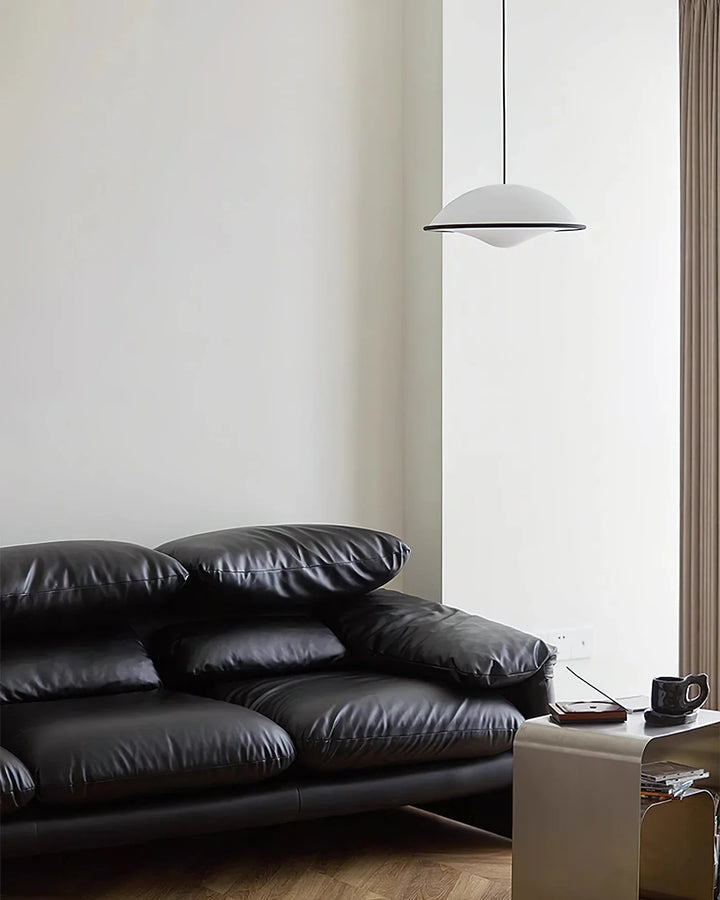 Lampa wisząca z kloszem kopułowym