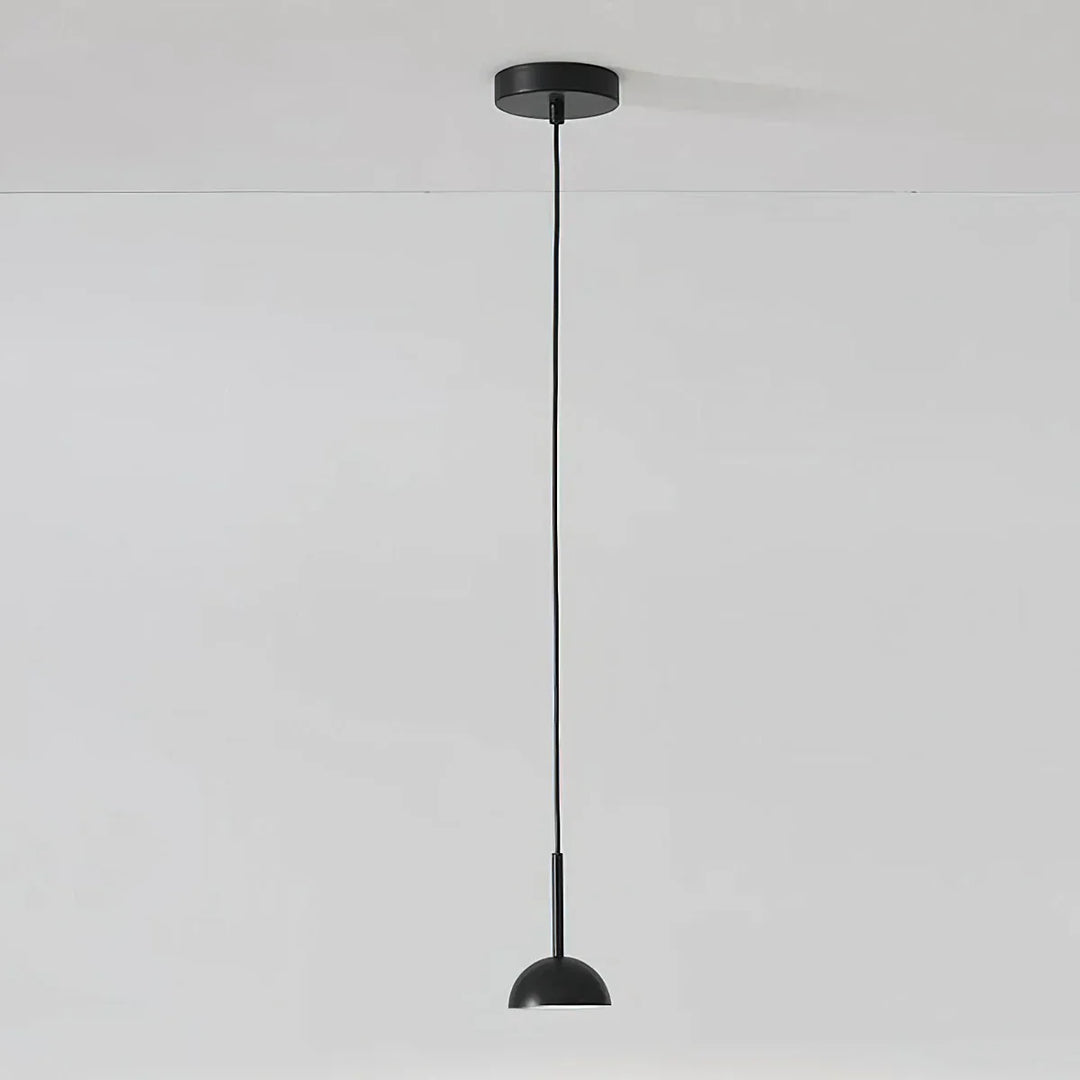 Lampa wisząca z kloszem półkulistym