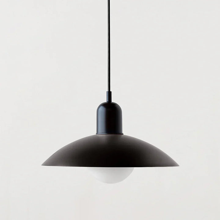 Lampa wisząca z płaskim metalowym kloszem dwuelementowa oprawa w stylu Bauhaus