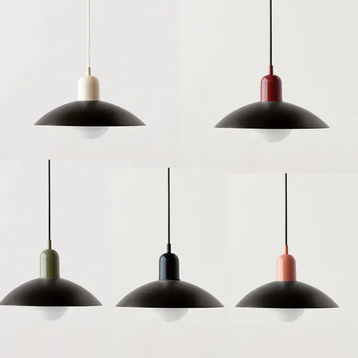 Lampa wisząca z płaskim metalowym kloszem dwuelementowa oprawa w stylu Bauhaus