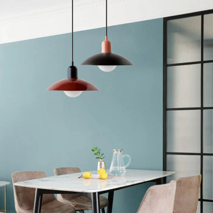 Lampa wisząca z płaskim metalowym kloszem dwuelementowa oprawa w stylu Bauhaus