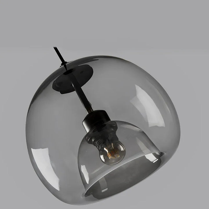 Lampa wisząca z podwójnym szklanym kloszem i żarówką Edisona