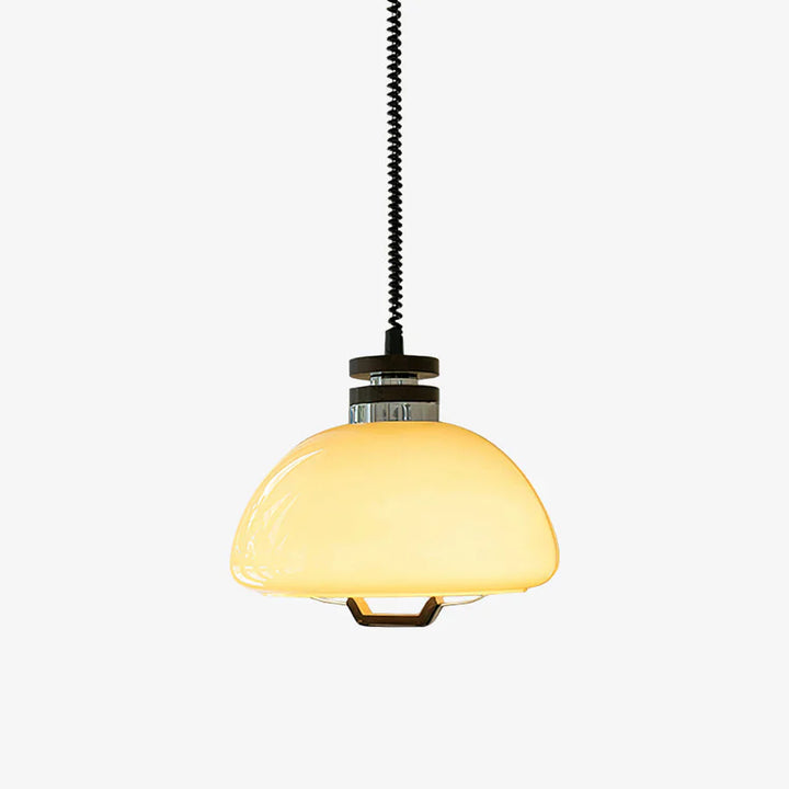 Lampa wisząca z regulacją wysokości i kloszem ze szkła w kształcie kopuły