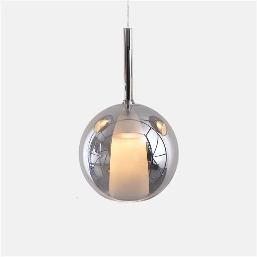 Lampa wisząca ze szklaną kulą podwójny klosz z mlecznym wewnętrznym dzwonem