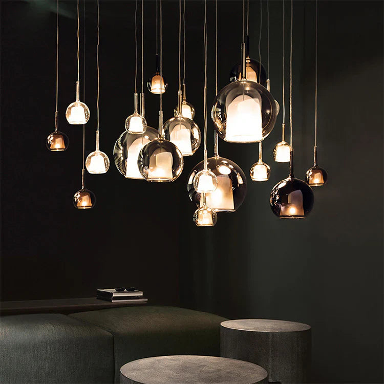 Lampa wisząca ze szklaną kulą podwójny klosz z mlecznym wewnętrznym dzwonem