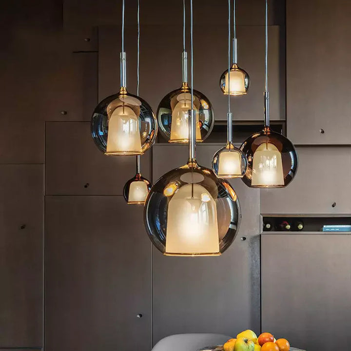 Lampa wisząca ze szklaną kulą podwójny klosz z mlecznym wewnętrznym dzwonem
