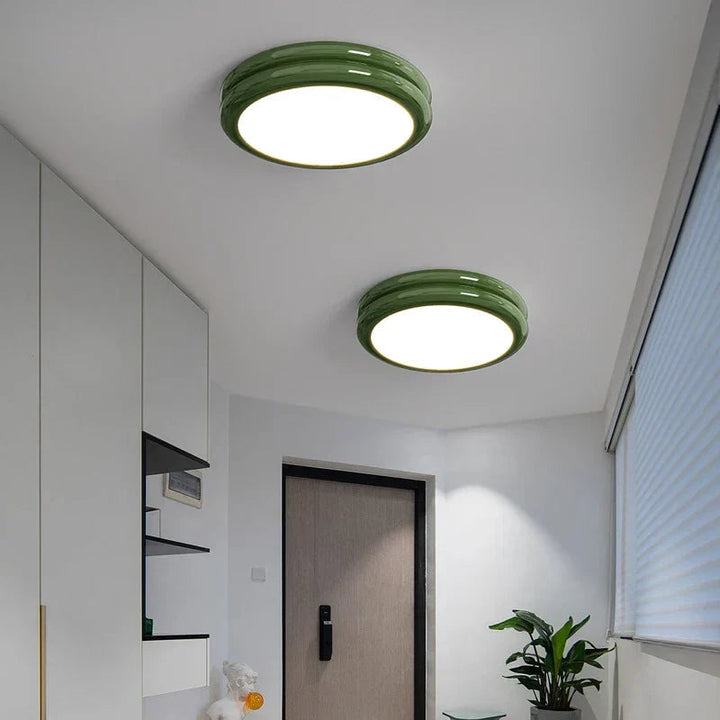 Lampa sufitowa LED z karbowaną obręczą do przedpokoju i kuchni