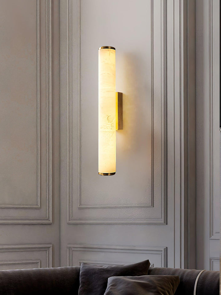 Pionowa lampa ścienna LED z naturalnego kamienia