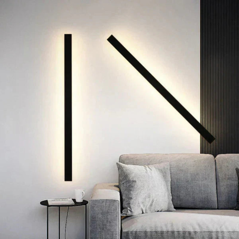 Pionowa lampa fasadowa LED z oświetleniem bocznym