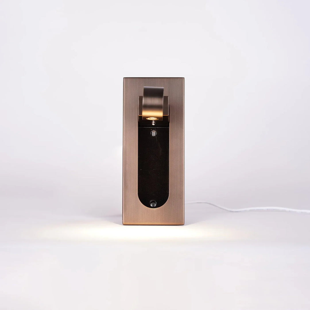 Regulowana lampa ścienna LED do czytania