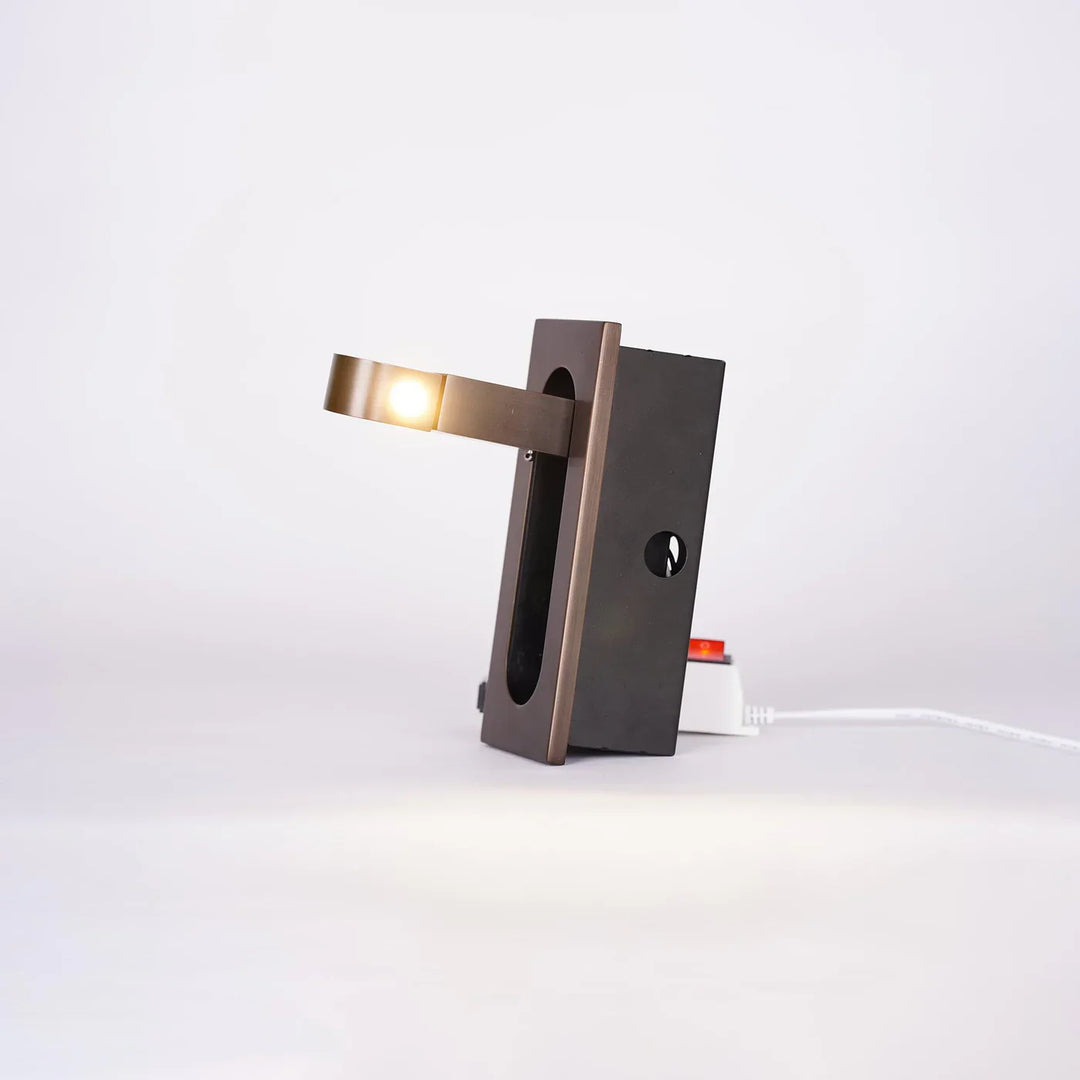 Regulowana lampa ścienna LED do czytania